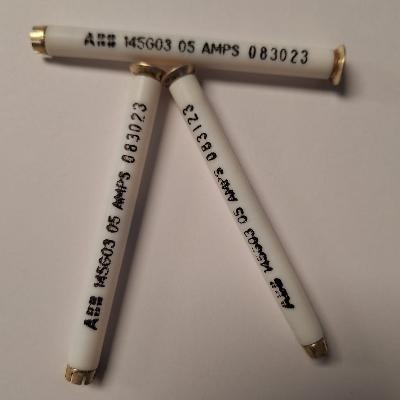 Fusible de Expulsión Tipo Cigarro
